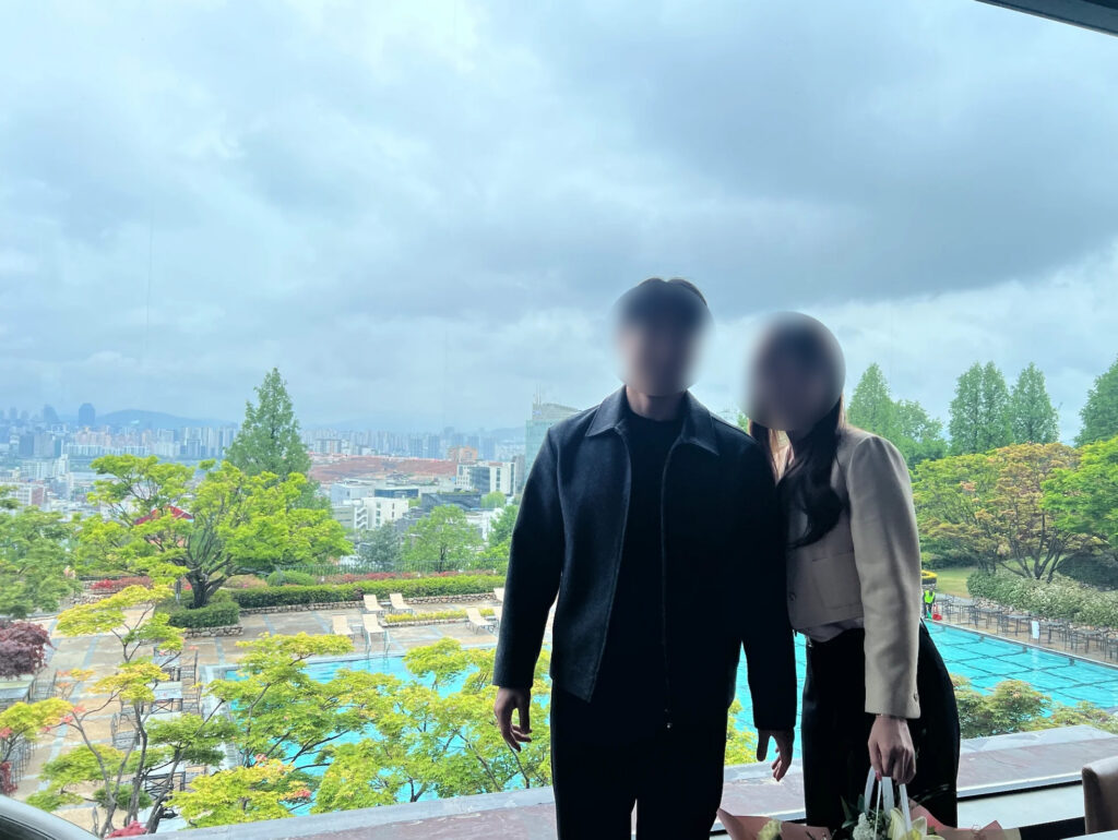 그랜드하얏트서울 스테이크하우스 창가 전망과 위켄드 브런치